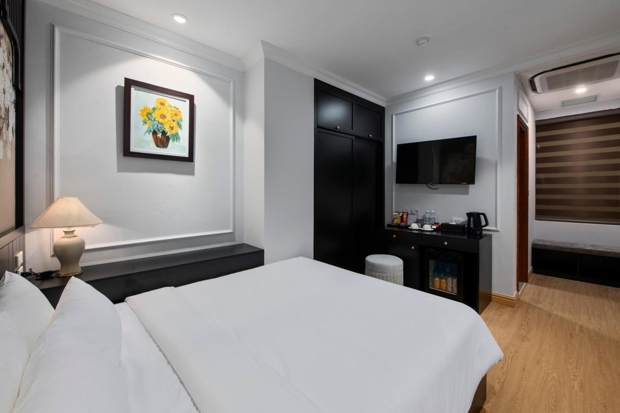 Serenata San De Hanoi Hotel Екстер'єр фото
